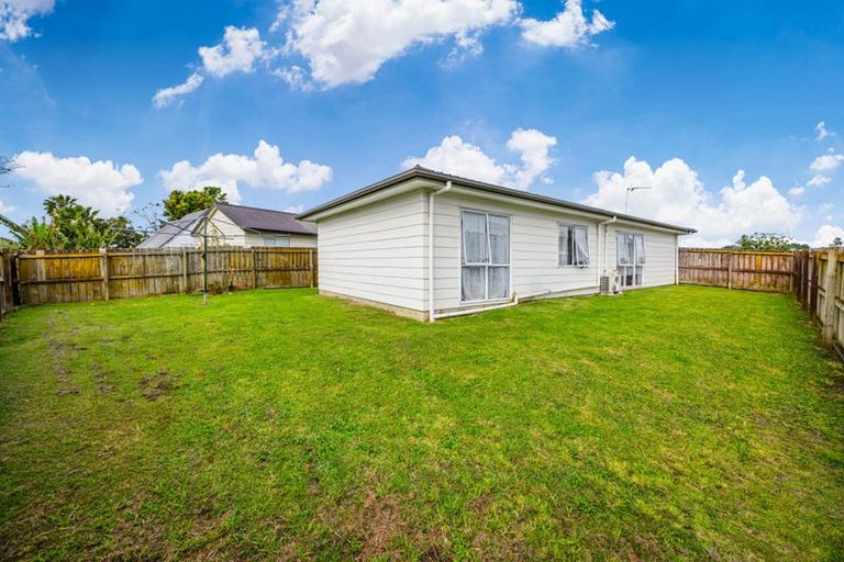 Photo of property in 1/20 Solveig Place, Randwick Park, Auckland, 2105