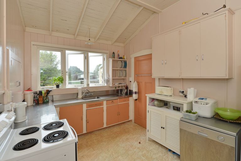 Photo of property in 98 Puriri Park Road, Maunu, Whangarei, 0110