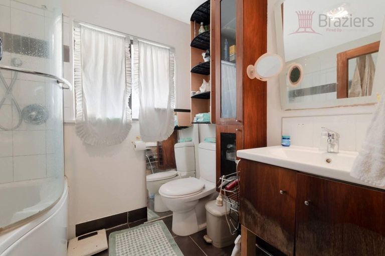 Photo of property in 65 North Parade, Richmond, Christchurch, 8013