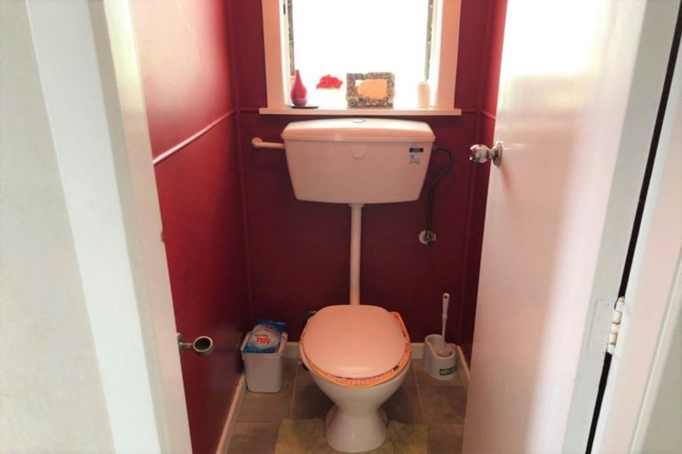 Photo of property in 14 King Street, Waitara, 4320