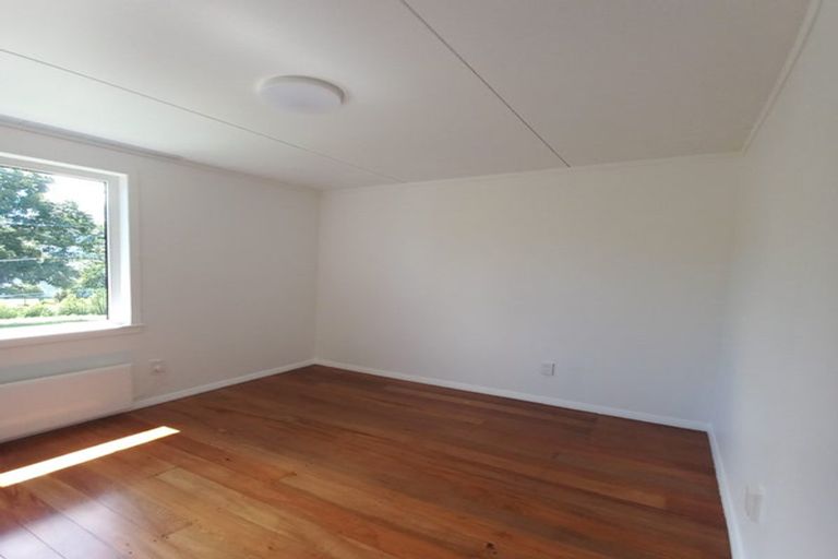 Photo of property in 477d Riverside Drive, Fairfield, Lower Hutt, 5011