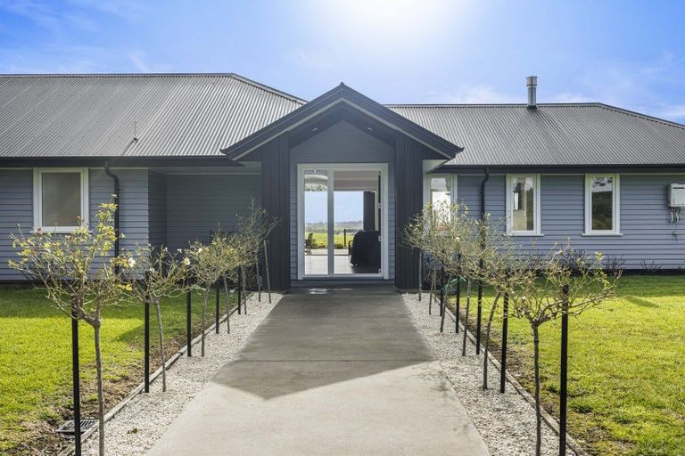 Photo of property in 22 Irwin Road, Kingseat, Pukekohe, 2679