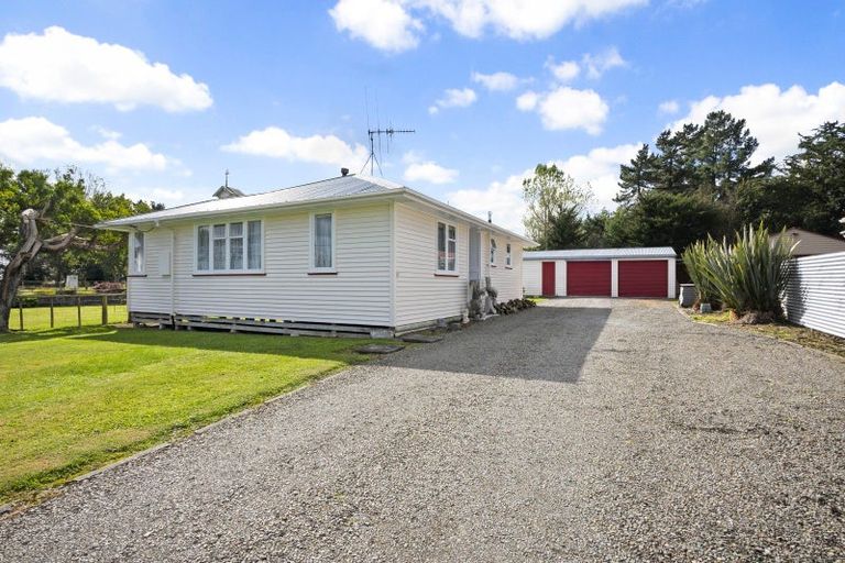 Photo of property in 399 Colyton Road, Colyton, Feilding, 4775