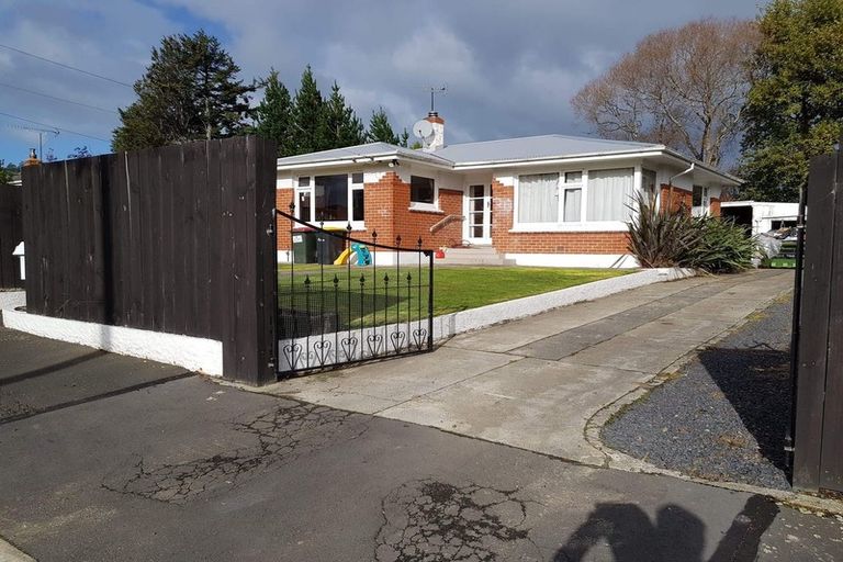 Photo of property in 6 Watson Street, Green Island, Dunedin, 9018