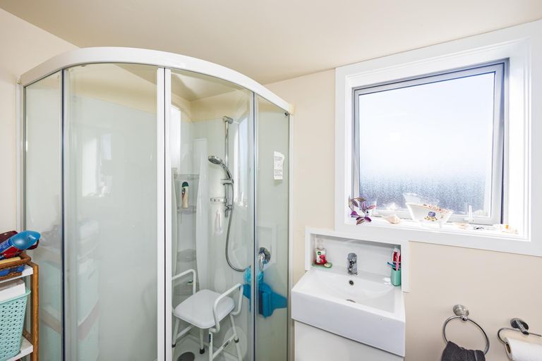 Photo of property in 37 Oban Street, Holmes Hill, Oamaru, 9401