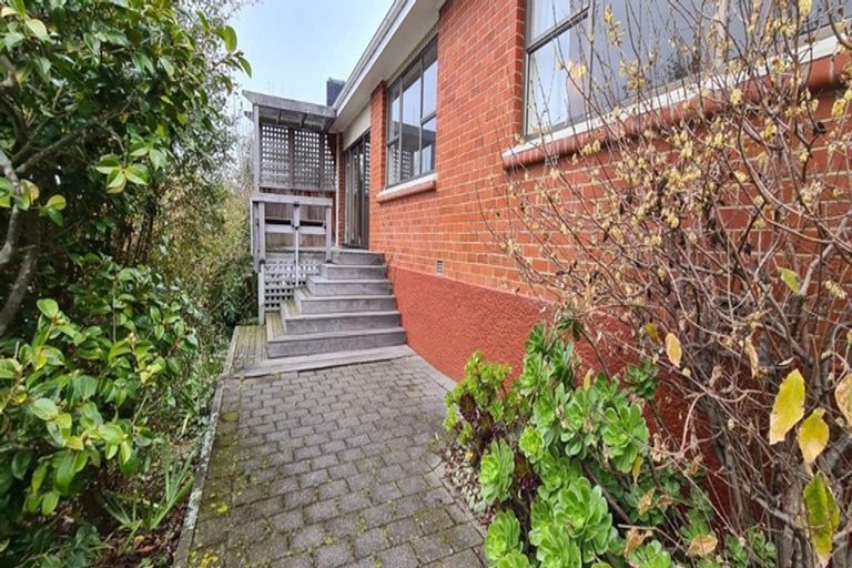 Photo of property in 45 Brownville Crescent, Maori Hill, Dunedin, 9010