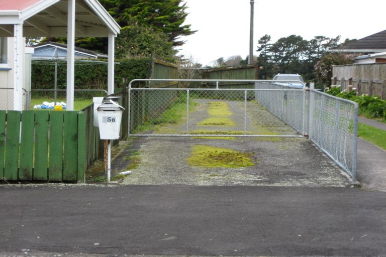 Photo of property in 15b Miro Street, Merrilands, New Plymouth, 4312