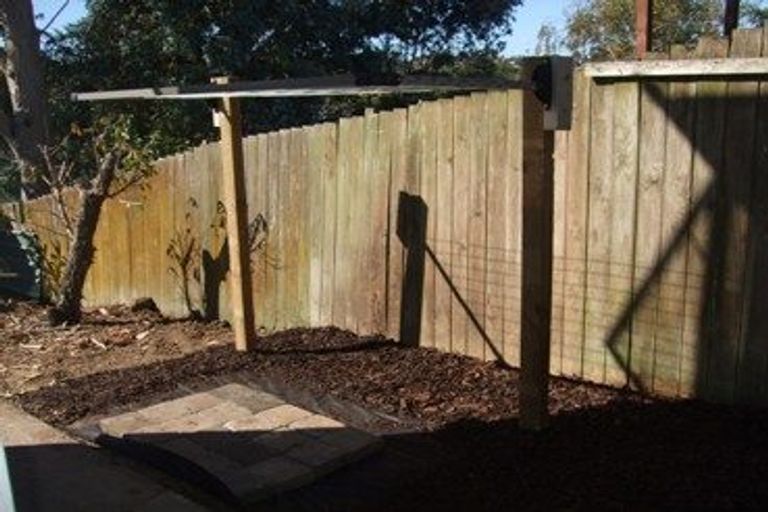 Photo of property in 41 Cockayne Crescent, Sunnynook, Auckland, 0620