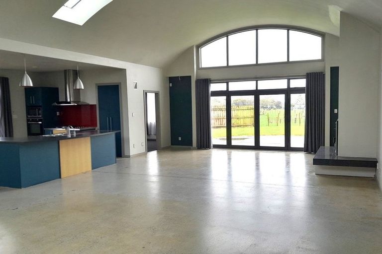 Photo of property in 25 Bungard Road, Karaka, Papakura, 2580