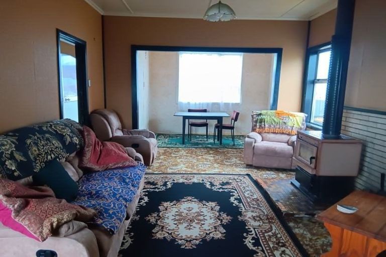 Photo of property in 182 Park Road, Belmont, Lower Hutt, 5010