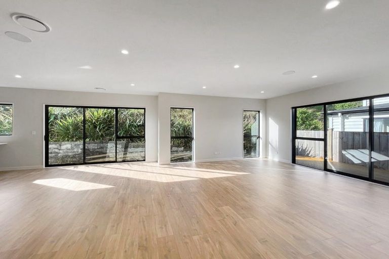 Photo of property in 20c Longshore Drive, Long Bay, Auckland, 0630