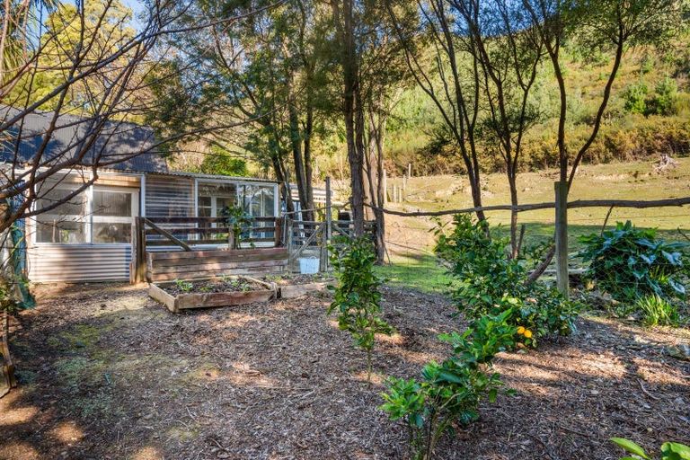 Photo of property in 87 Te Hora Pa Road, Canvastown, Havelock, 7178