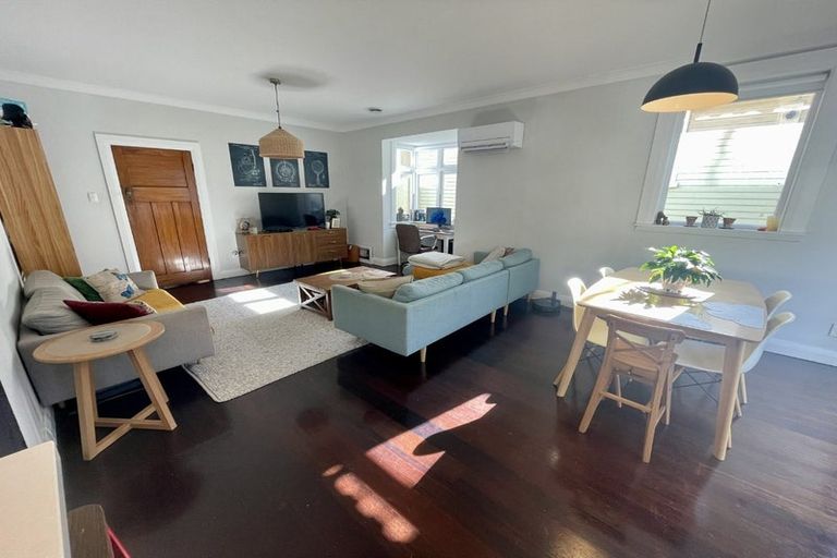 Photo of property in 379 Karori Road, Karori, Wellington, 6012