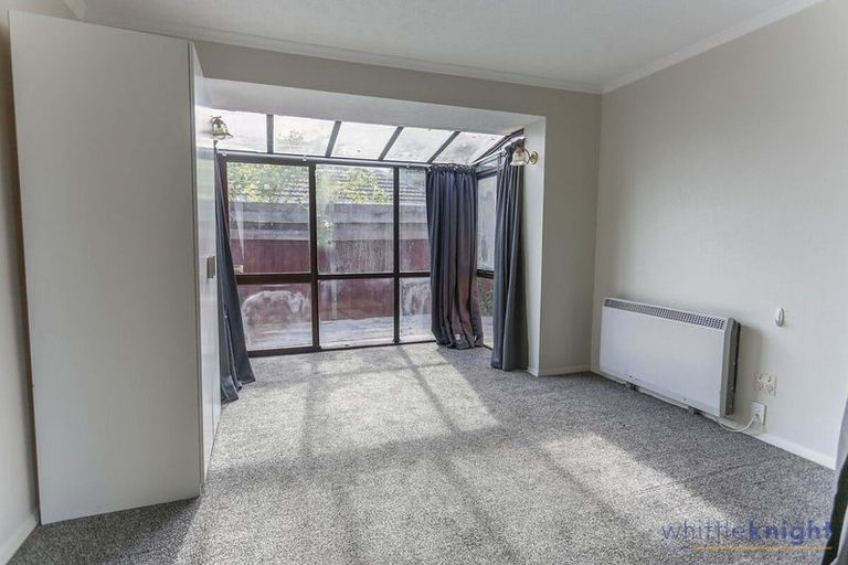 Photo of property in 11 Mappleton Avenue, Burnside, Christchurch, 8053