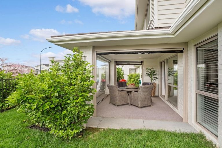 Photo of property in 8 Allium Avenue, Karaka, Papakura, 2113