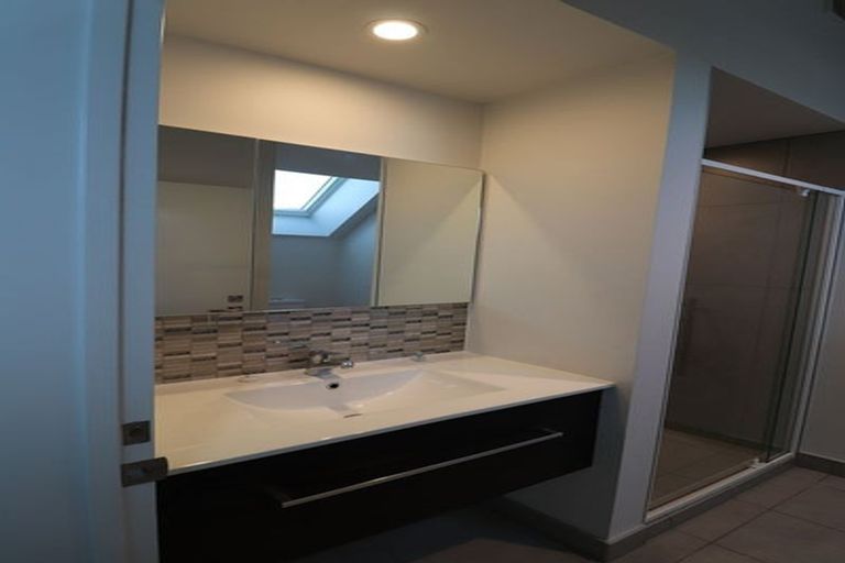 Photo of property in 1036b Colombo Street, St Albans, Christchurch, 8014