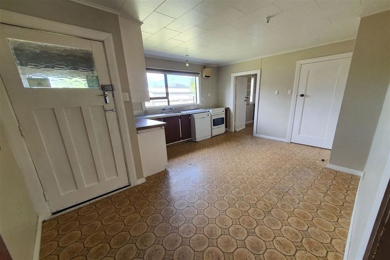 Photo of property in 2 Henry Wigram Drive, Wigram, Christchurch, 8042