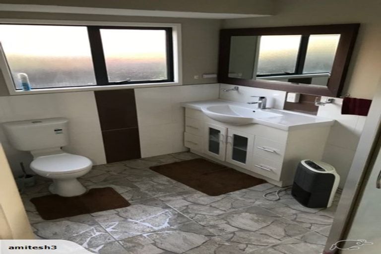 Photo of property in 31 Rebecca Rise, Weymouth, Auckland, 2103