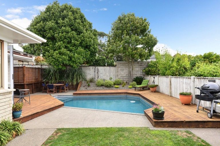 Photo of property in 52 Macdonald Road, Glenview, Hamilton, 3206