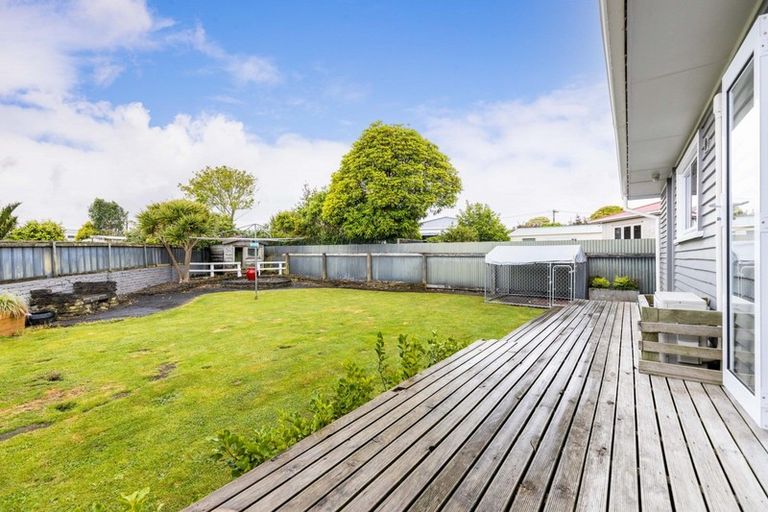 Photo of property in 327 Frankley Road, Ferndale, New Plymouth, 4310