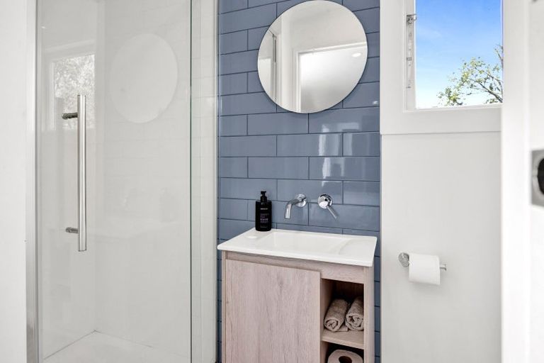 Photo of property in 13 Standish Street, Midhirst, Stratford, 4394