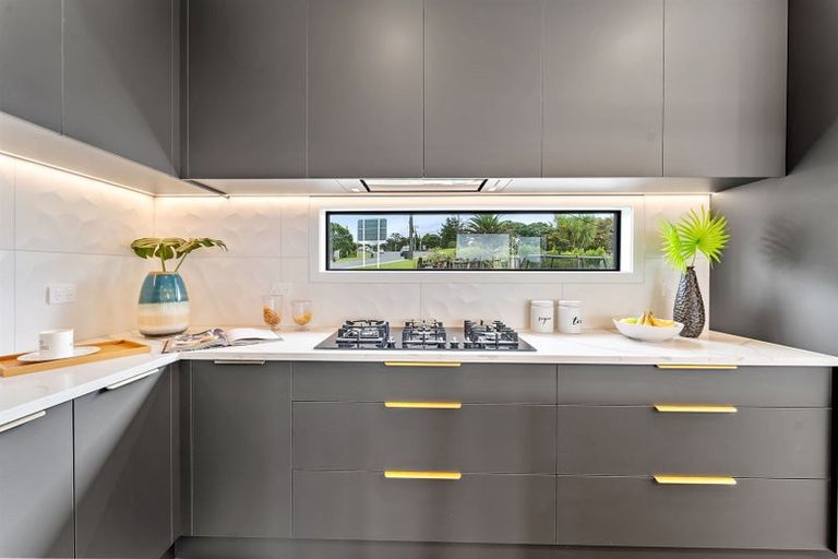 Photo of property in 1/591a East Coast Road, Browns Bay, Auckland, 0632