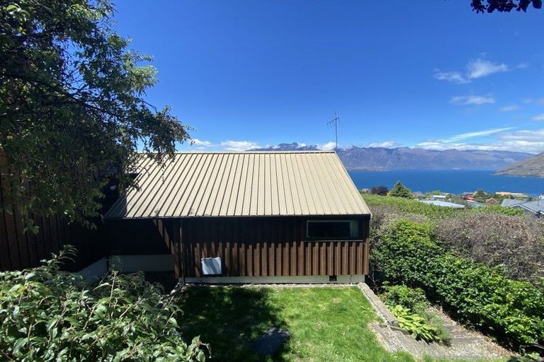 Photo of property in 31a Greenstone Place, Fernhill, Queenstown, 9300