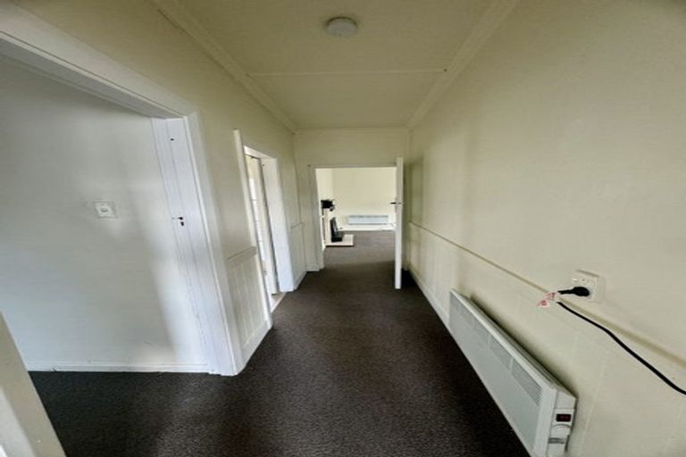 Photo of property in 68 Main Road, Titahi Bay, Porirua, 5022