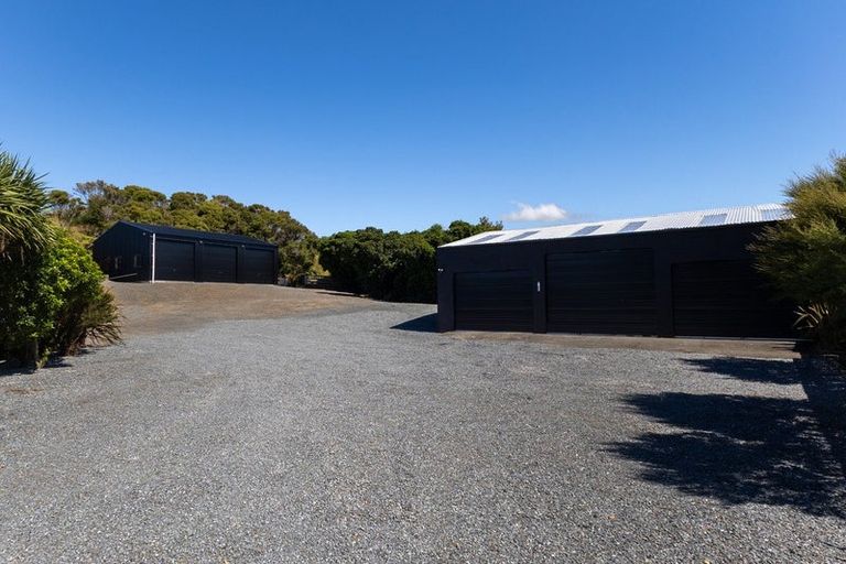 Photo of property in 198-200 Maungakotukutuku Road, Paraparaumu, 5032