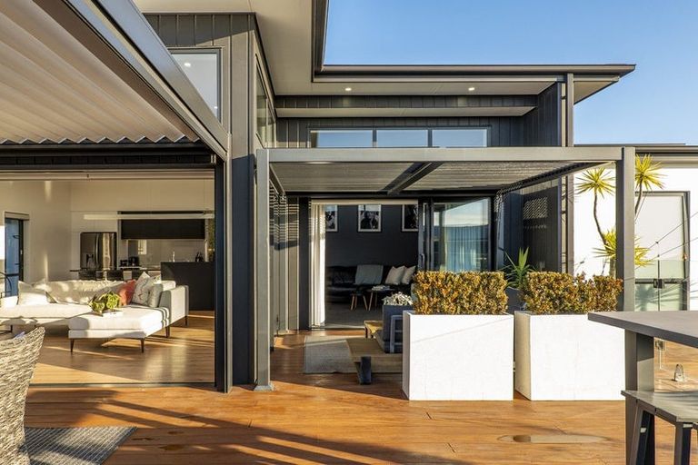 Photo of property in 1 Sorrel Gate, Halswell, Christchurch, 8025