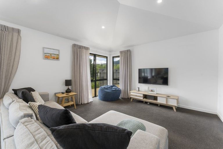 Photo of property in 8 Village Lane, Stoke, Nelson, 7011