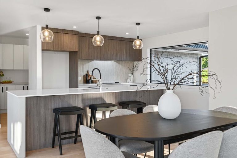 Photo of property in 15 Silverwood Lane, Leamington, Cambridge, 3495