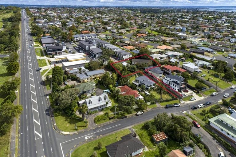 Photo of property in 6 Palmer Avenue, Glen Eden, Auckland, 0602