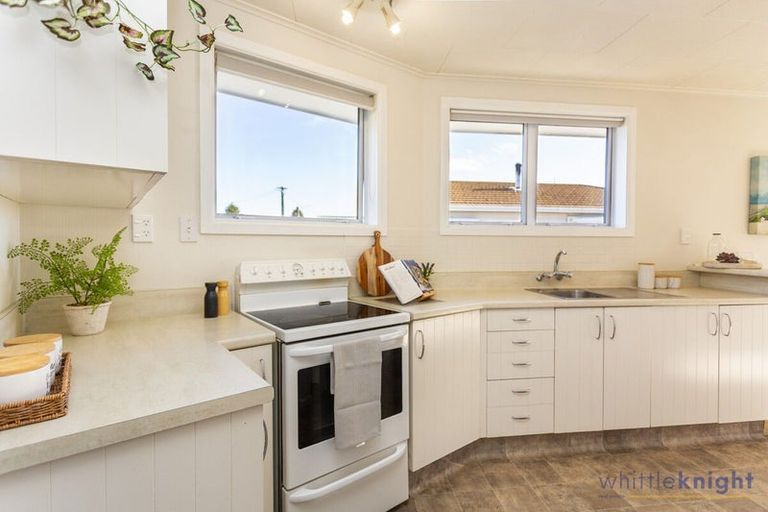 Photo of property in 1 Fulham Street, Islington, Christchurch, 8042