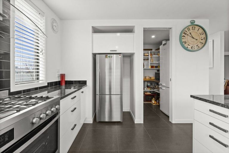 Photo of property in 11 Aparima Place, Awatoto, Napier, 4110