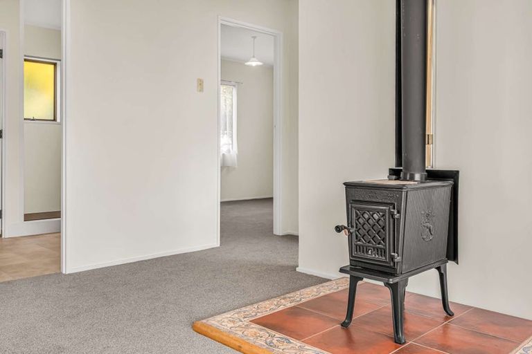 Photo of property in 14b Kauri Drive, Waiuku, 2123