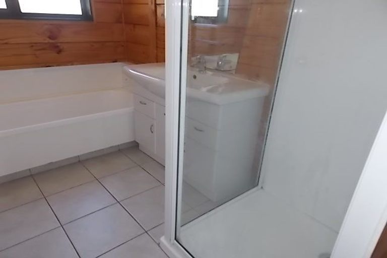 Photo of property in 9 Sheffield Place, Springvale, Whanganui, 4501