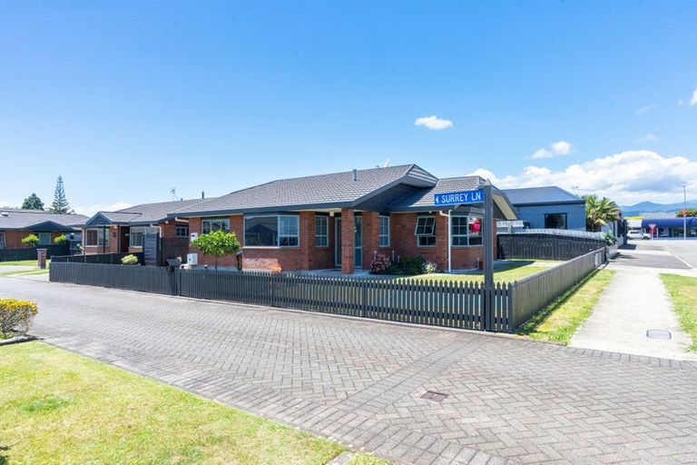 Photo of property in 2 Surrey Lane, Levin, 5510