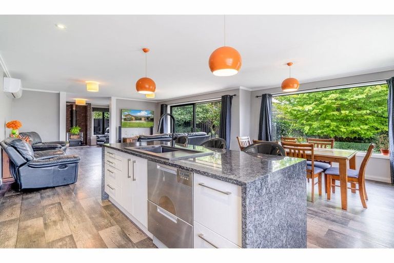 Photo of property in 9 Charles Street, Grasmere, Invercargill, 9810