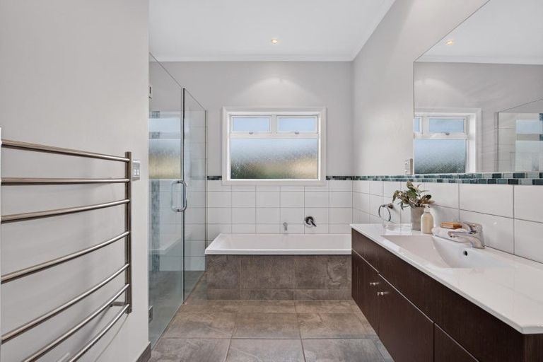 Photo of property in 162 Guppy Road, Taradale, Napier, 4112