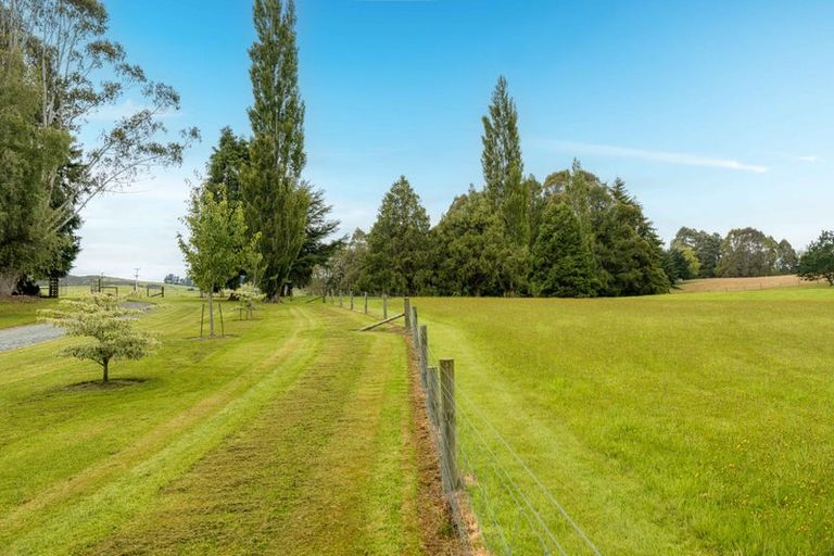 Photo of property in 84 Cover Street, Lumsden, 9730