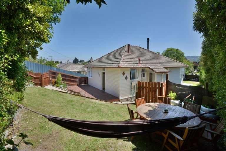 Photo of property in 4 Panmure Avenue, Calton Hill, Dunedin, 9012