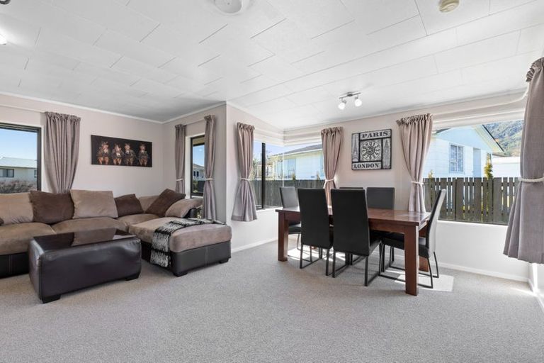 Photo of property in 8 Cynthia Crescent, Te Aroha, 3320