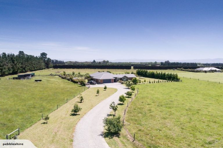 Photo of property in 27 Tupelo Place, Swannanoa, Rangiora, 7476