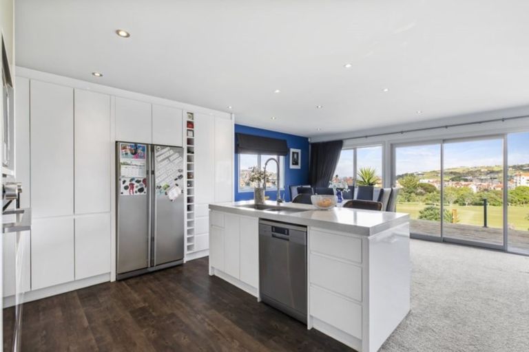 Photo of property in 288 Alec Craig Way, Gulf Harbour, Whangaparaoa, 0930