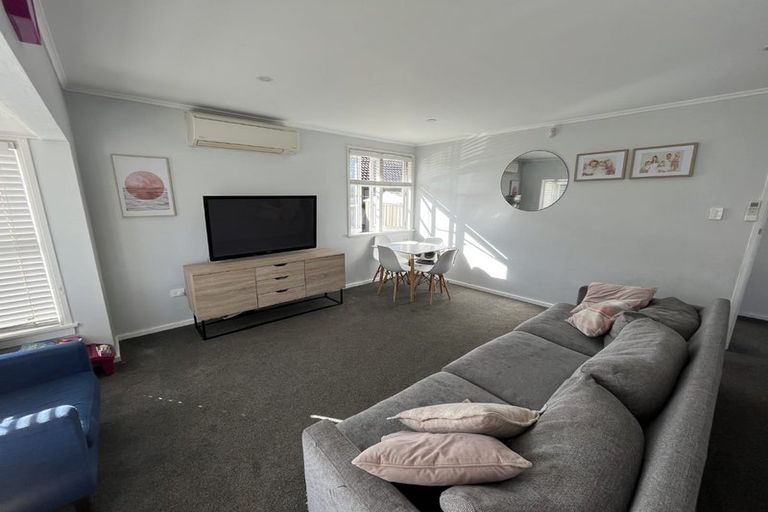 Photo of property in 3 Waitaua Street, Papakura, 2110