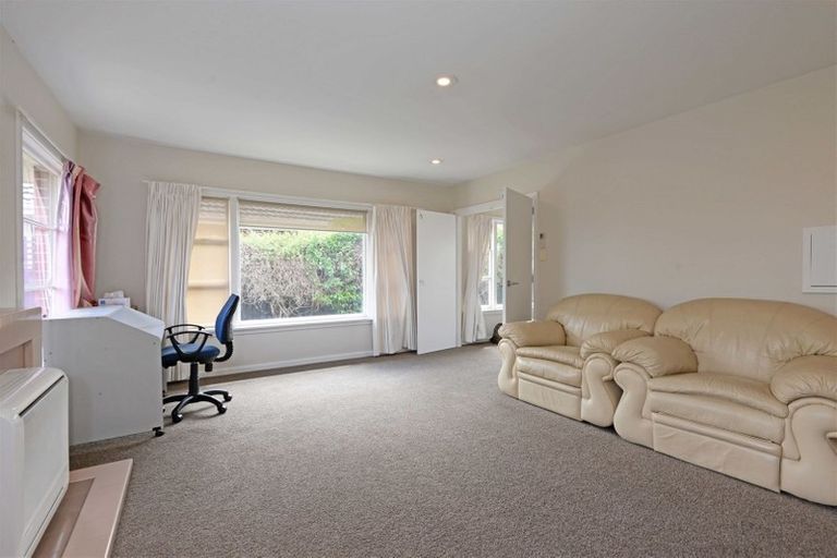 Photo of property in 11 Colwyn Street, Bryndwr, Christchurch, 8053