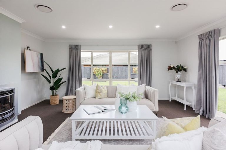 Photo of property in 3 Masefield Terrace, Kelvin Grove, Palmerston North, 4414