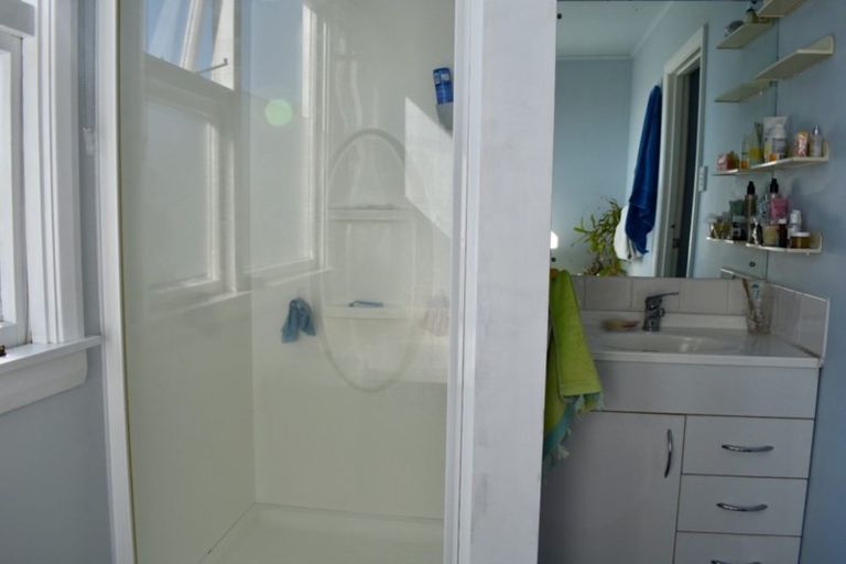 Photo of property in 17 Peel Street, Westport, 7825