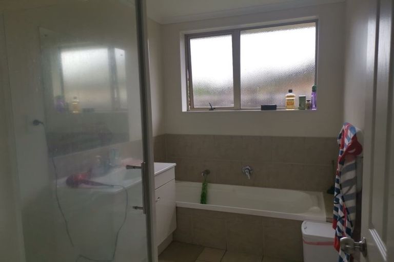 Photo of property in 14 Nykki Place, Papakura, 2110